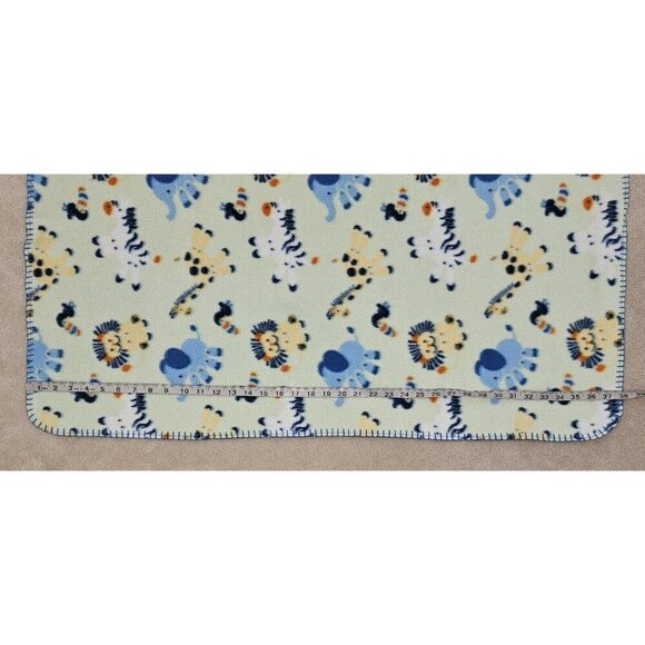 Baby Connection Pale Green Fleece Blanket Lion Giraffe Zebra Elephant Toucan - Picture 6 of 7